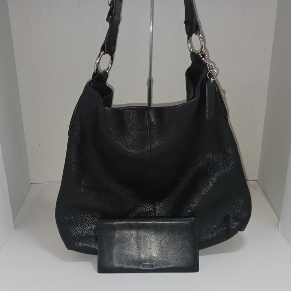 Coach Penelope Black Pebbled Leather  Shoulder Bag & Checkbook Cover - GUC - Picture 1 of 13